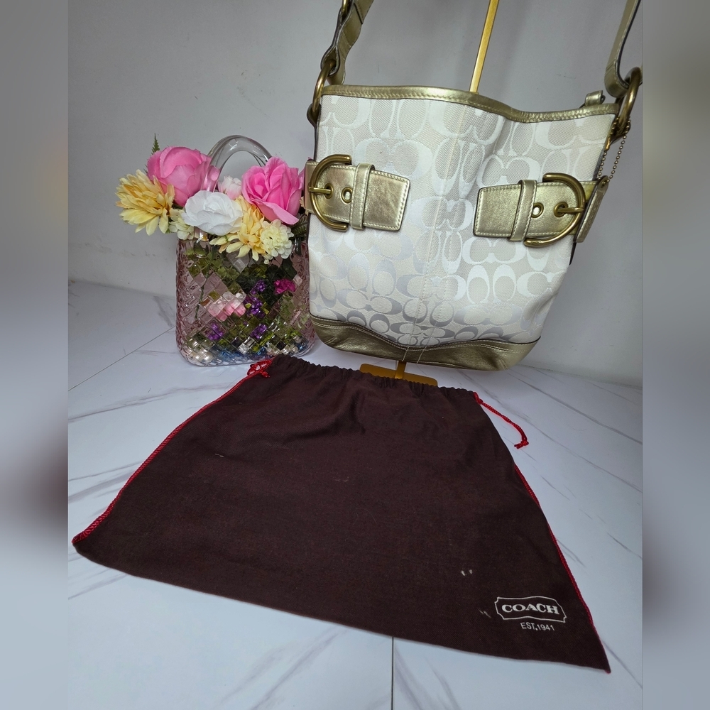 Vintage Coach Cream and Gold Shoulder Summer Hobo Bag | NWOT - Picture 6 of 7